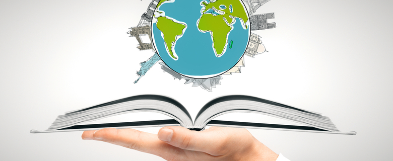 كلمات لقراءة العالم كلمات لقراءة العالم